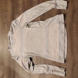 Lululemon running top